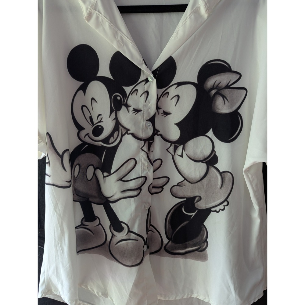 Mickey & Minnie Graphic Blouse Top White Ruffle Sleeve Button Up Black White Lg - Picture 2 of 6